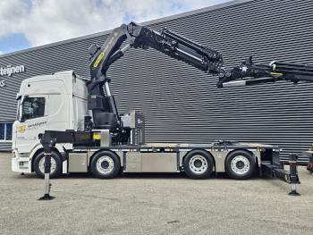 R590 8x2*6 / TREKKER / PALFINGER PK 92002 - JIB - LIER